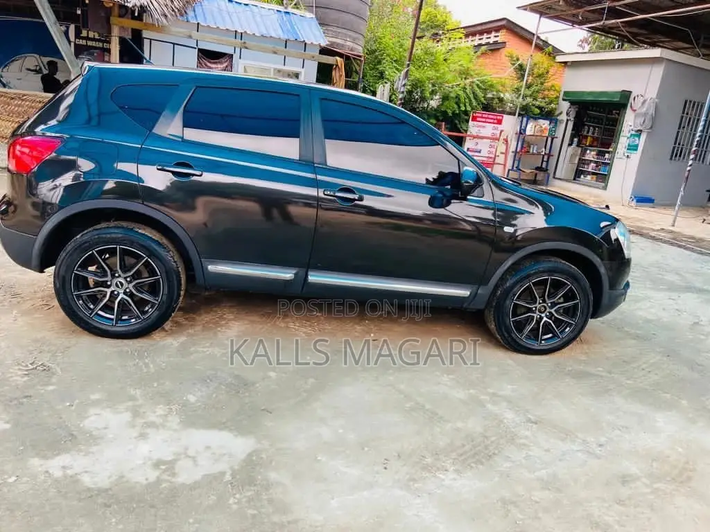 Nissan Dualis 2008 Black