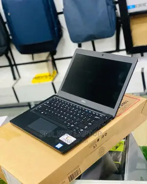 Laptop Dell Latitude 5280 4GB Intel SSD 256GB
