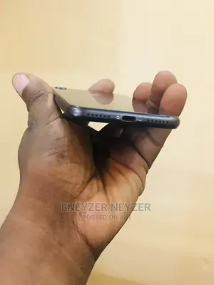 Apple iPhone 8 64 GB Black