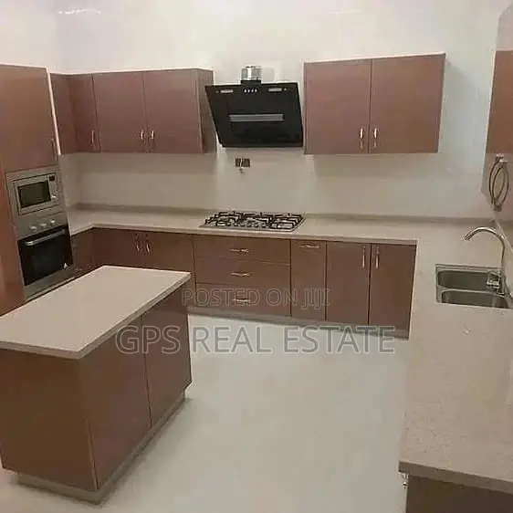 Four Bedroom House In Bahari Beach For Sale