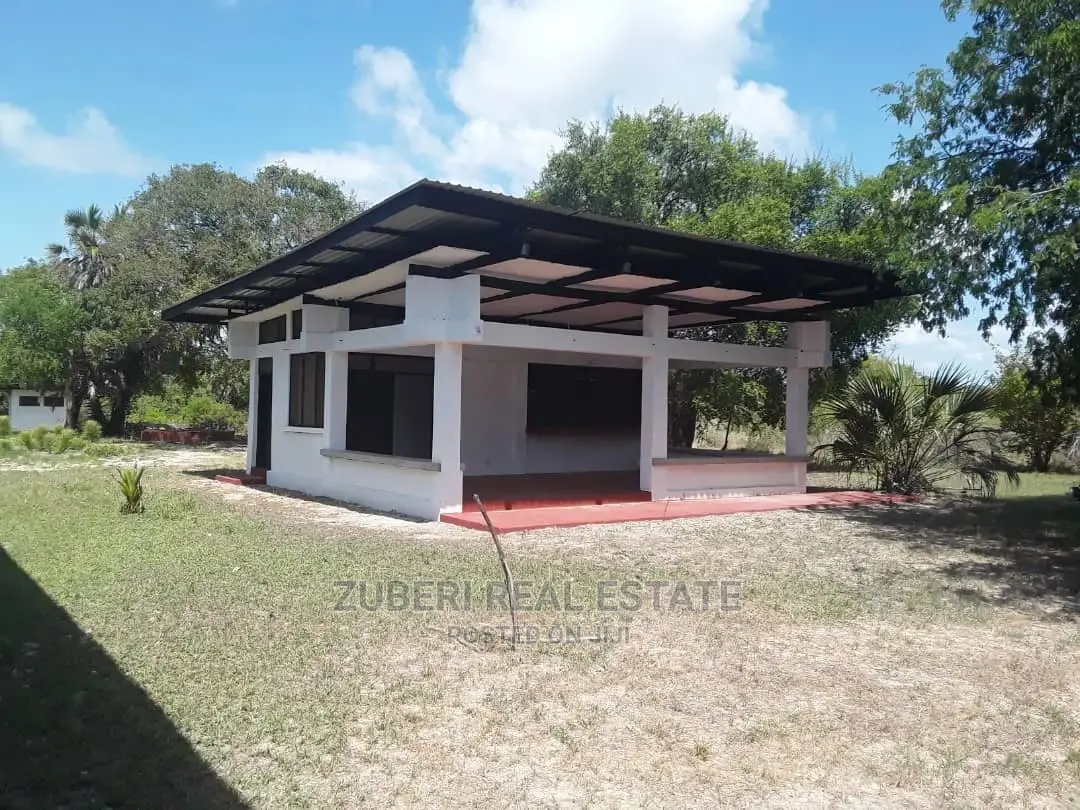 3bdrm Apartment in Pangani, Bweni for Sale