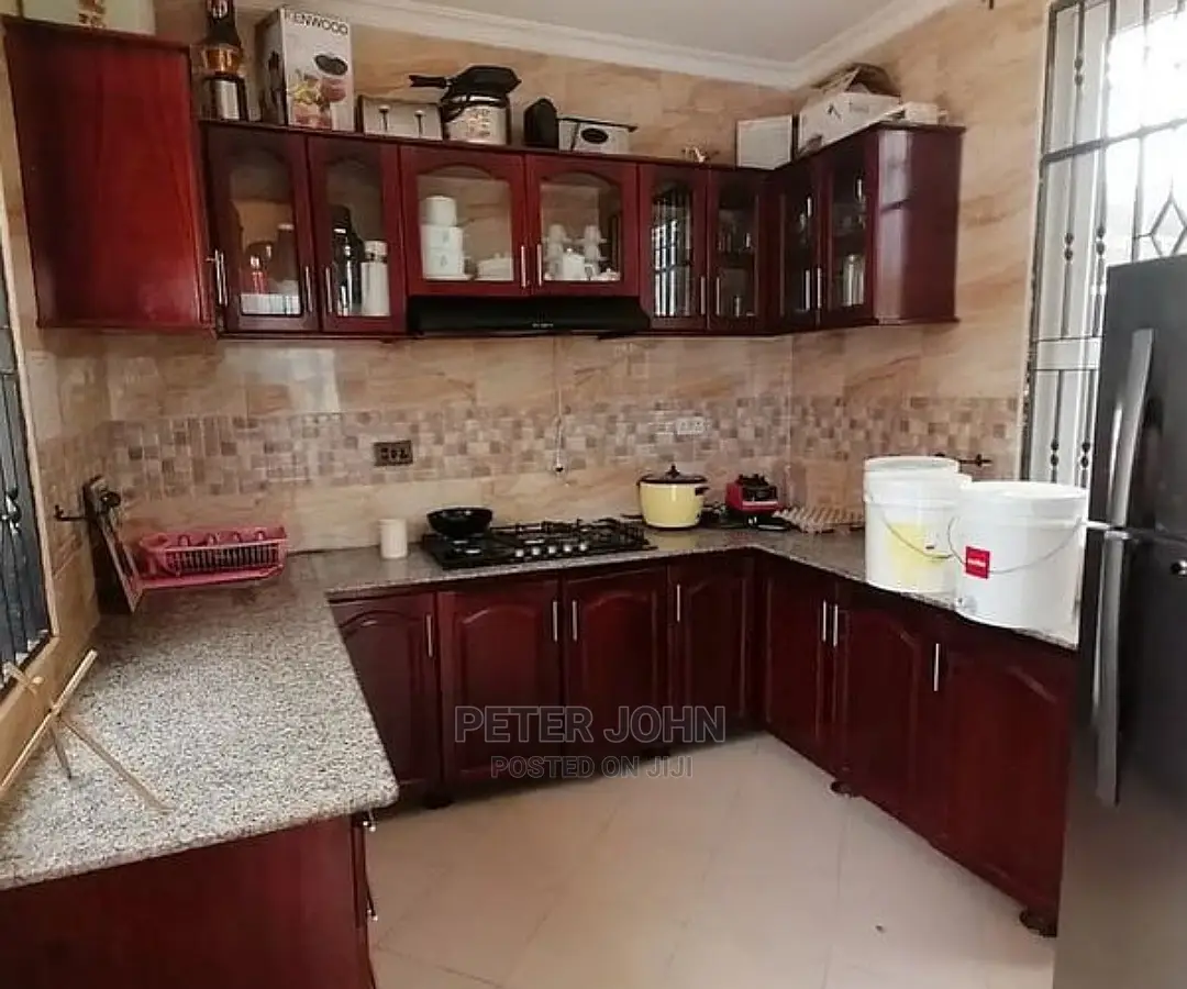 5bdrm House in Mbezi for Sale