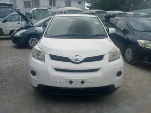 Toyota IST 2006 White