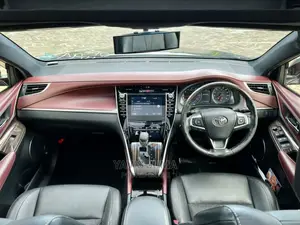 Toyota Harrier 2.5 Hybrid 4WD 2014 Black