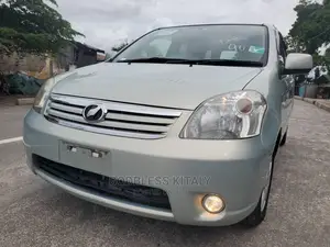 Toyota Raum 2008 Beige