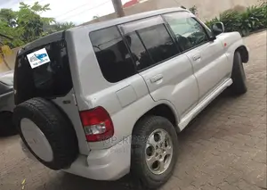 Mitsubishi Pajero IO 2003 White