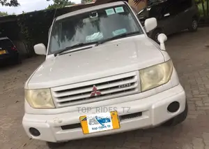 Mitsubishi Pajero IO 2003 White
