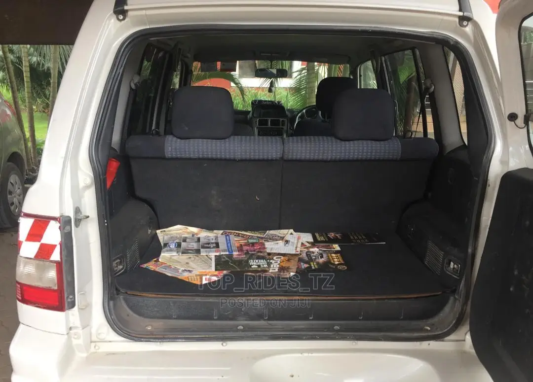 Mitsubishi Pajero IO 2003 White