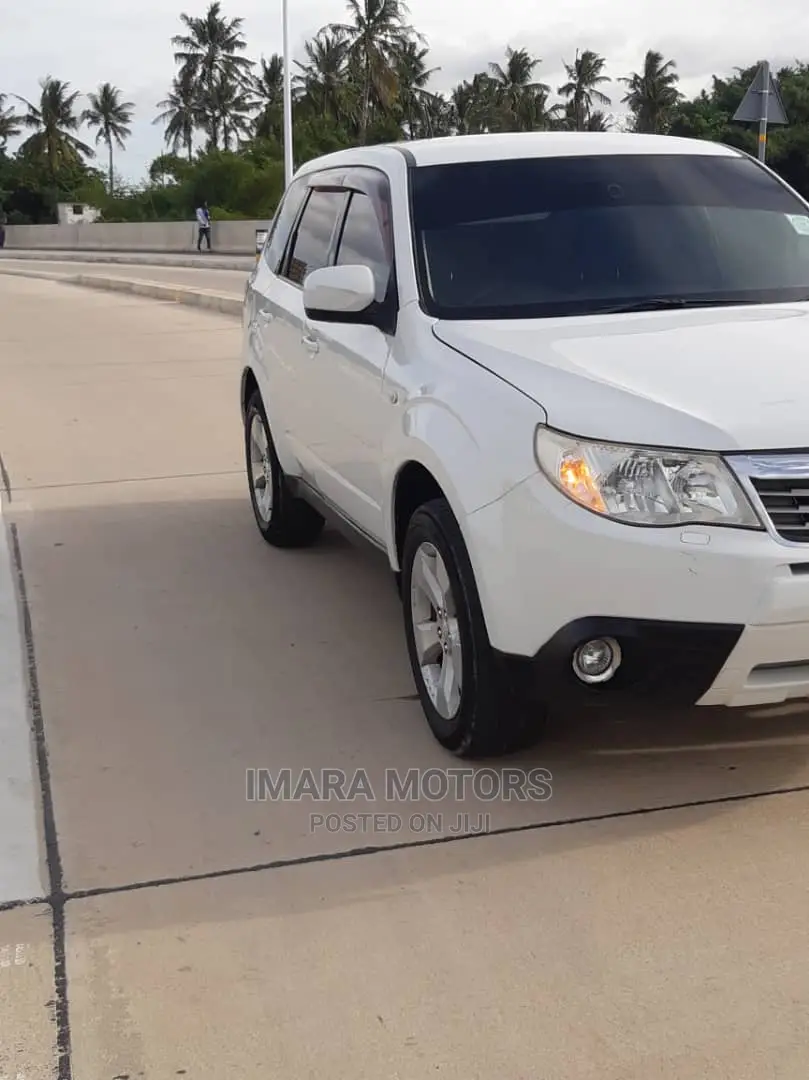 Subaru Forester 2009 White