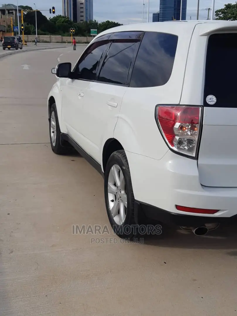 Subaru Forester 2009 White