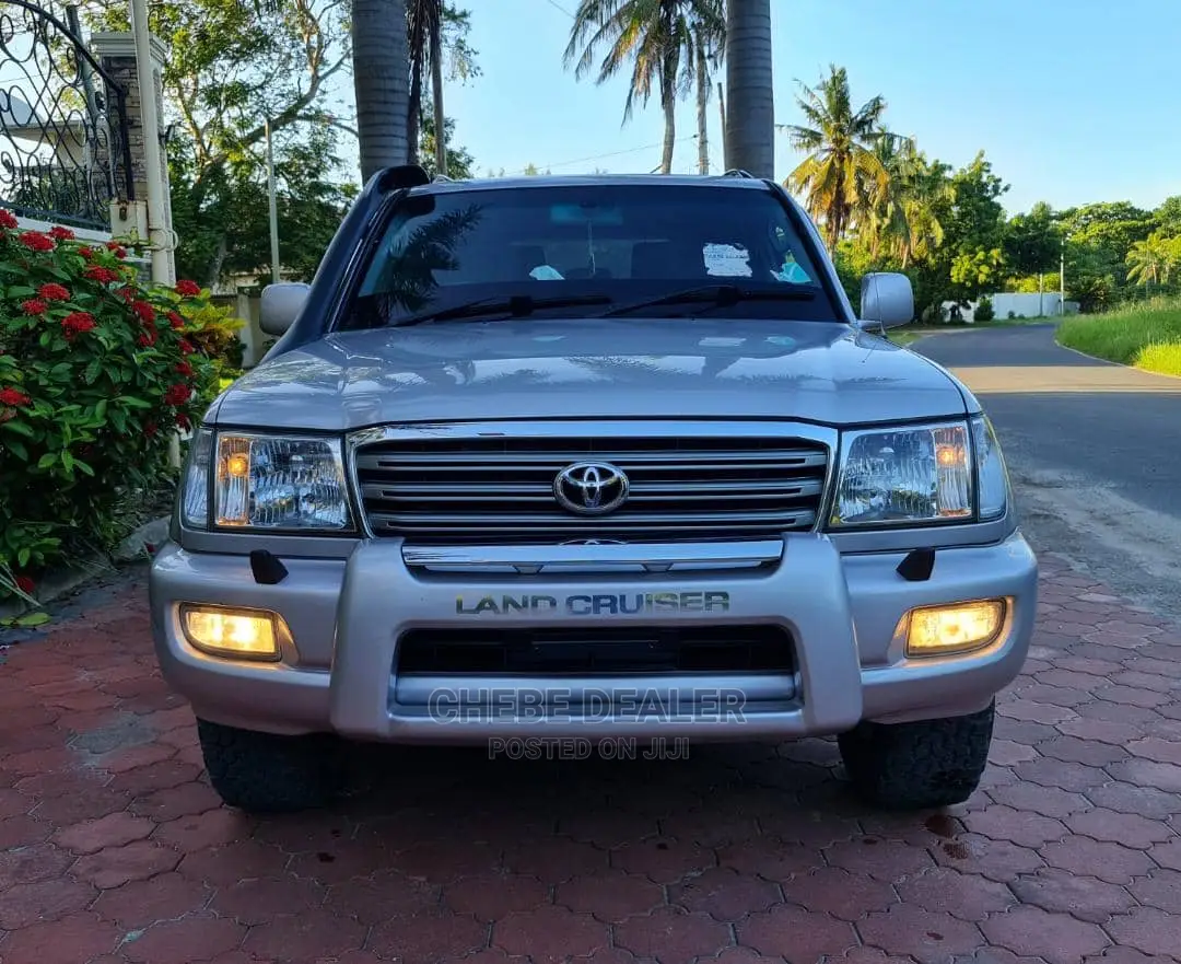 Toyota Land Cruiser 100 4.2 TD 2005 Gray