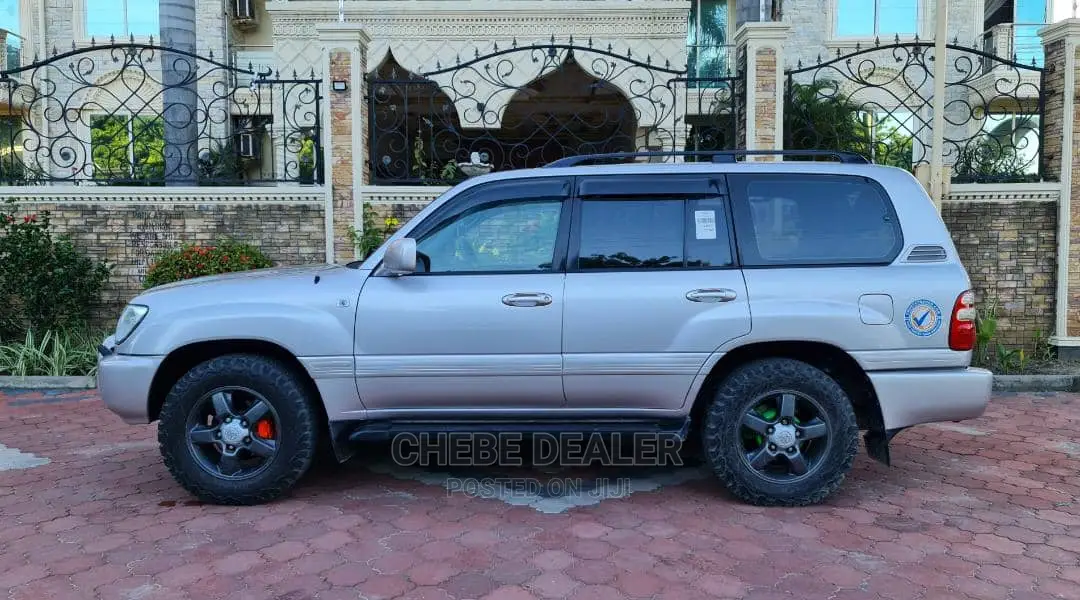 Toyota Land Cruiser 100 4.2 TD 2005 Gray