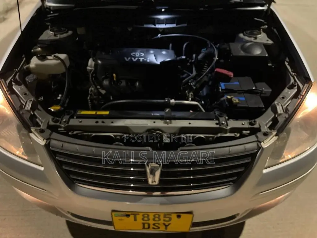 Toyota Premio 2005 Silver