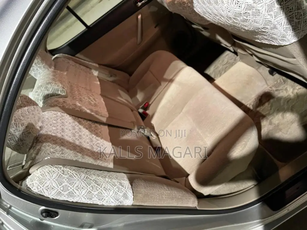 Toyota Premio 2005 Silver