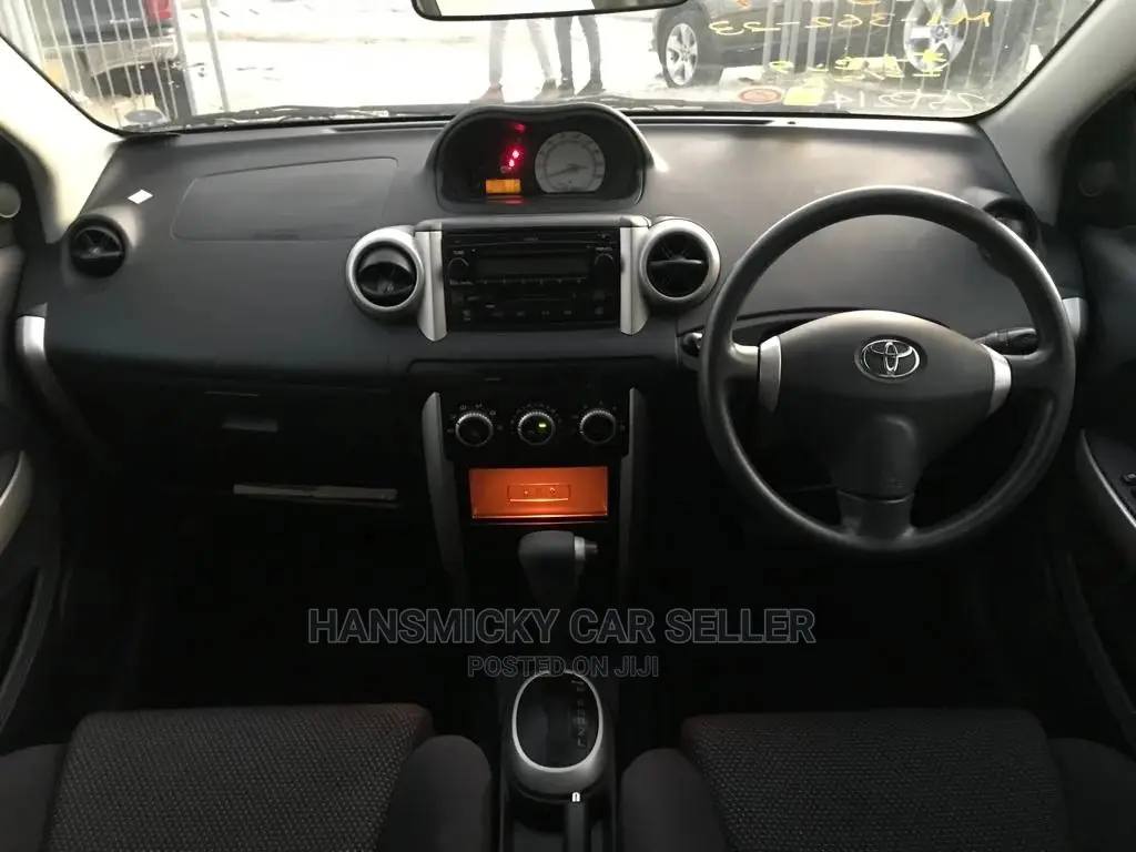 Toyota IST 2003 Blue