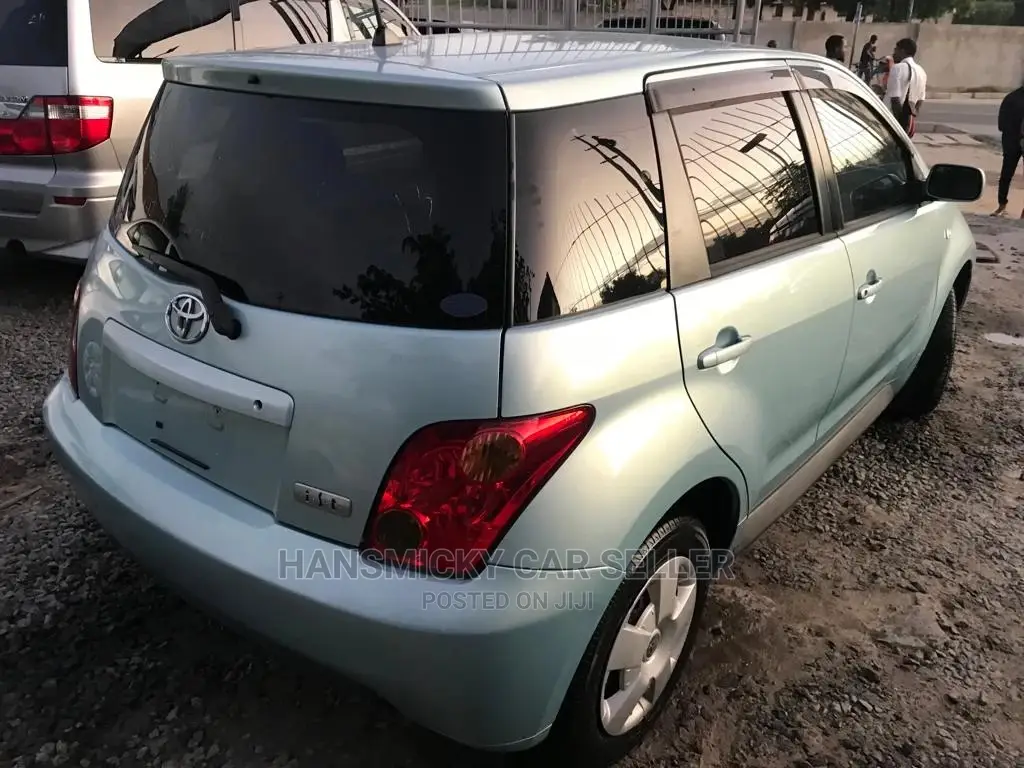 Toyota IST 2003 Blue