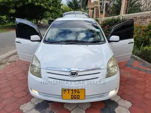 Toyota Corolla Spacio 2004 White