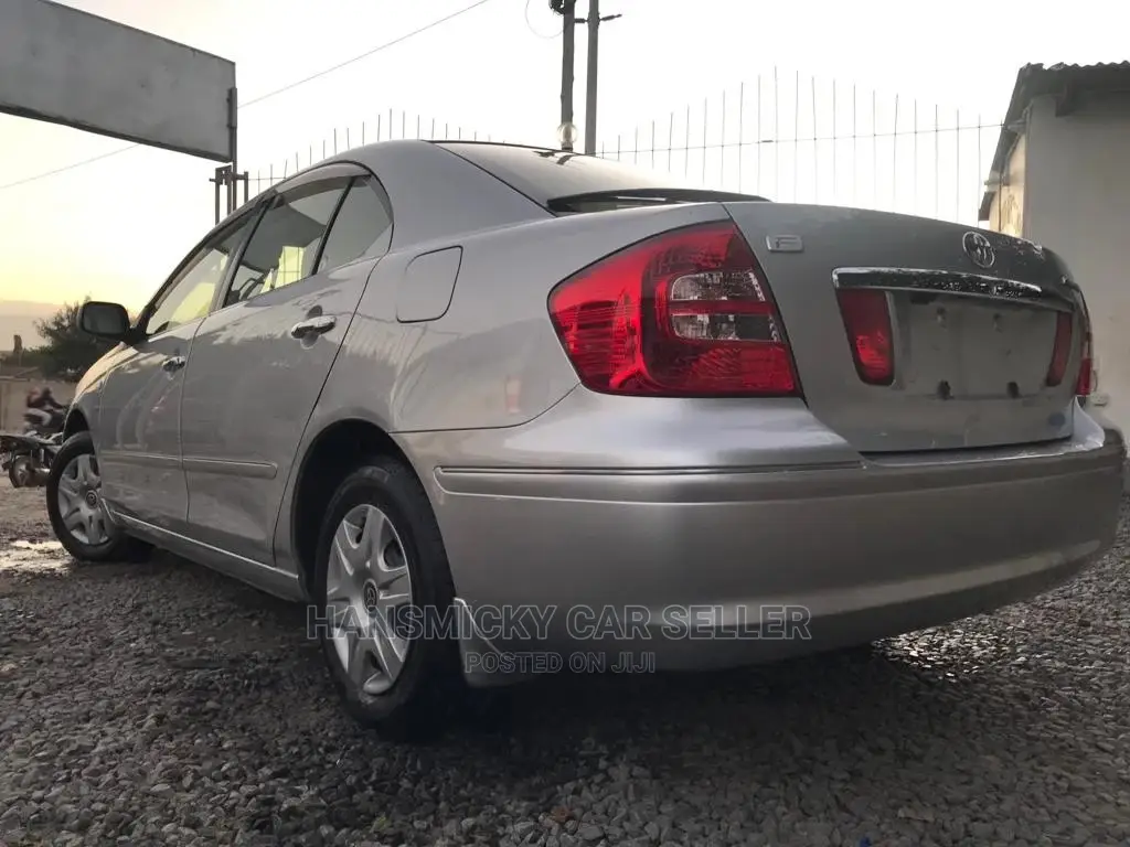 Toyota Premio 2005 Silver