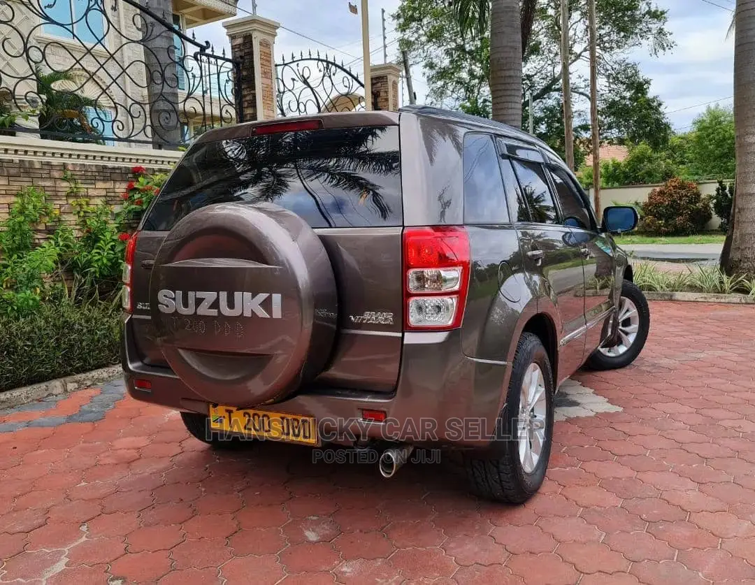 Suzuki Escudo SV Premium 2014 Gray
