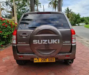 Suzuki Escudo SV Premium 2014 Gray