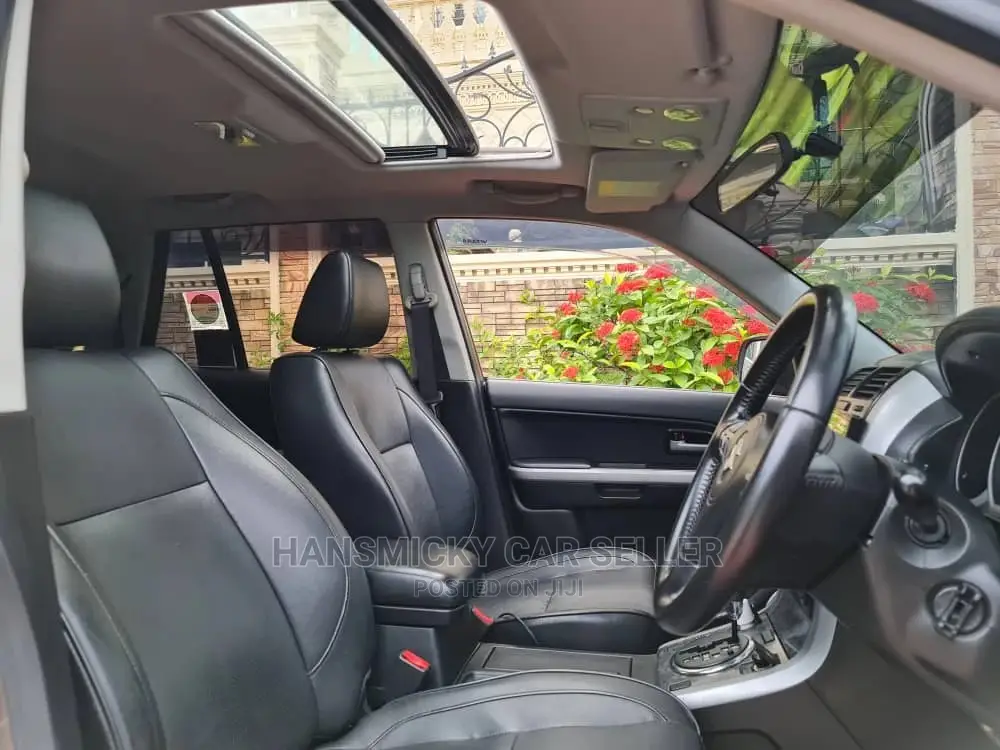 Suzuki Escudo SV Premium 2014 Gray