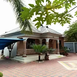 Three Bedroom House In Mbezi Makabe For Sale