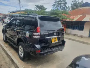 Toyota Land Cruiser Prado 2006 Black