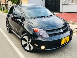 Toyota IST 2007 Black