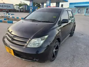 Toyota IST 2004 Black