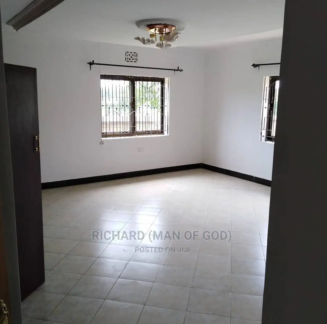 5bdrm Mansion in Arusha for rent