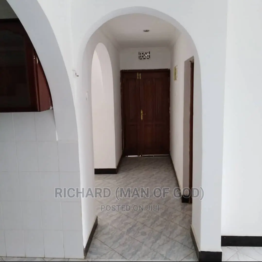 5bdrm Mansion in Arusha for rent