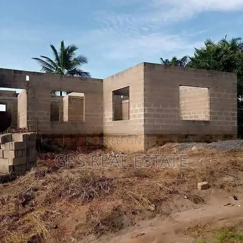 Five Bedroom House In Goba For Sale