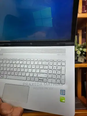 Laptop HP Envy 17 8GB Intel Core I7 HDD 500GB