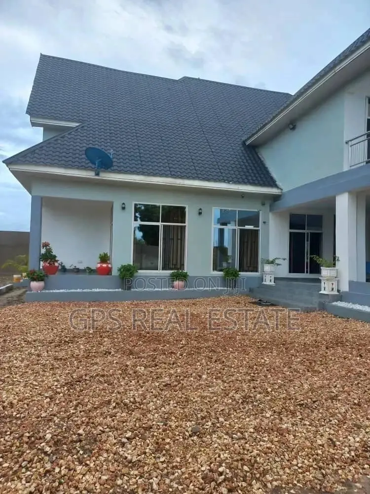6bdrm House in Max Evarst, Kigamboni for Sale