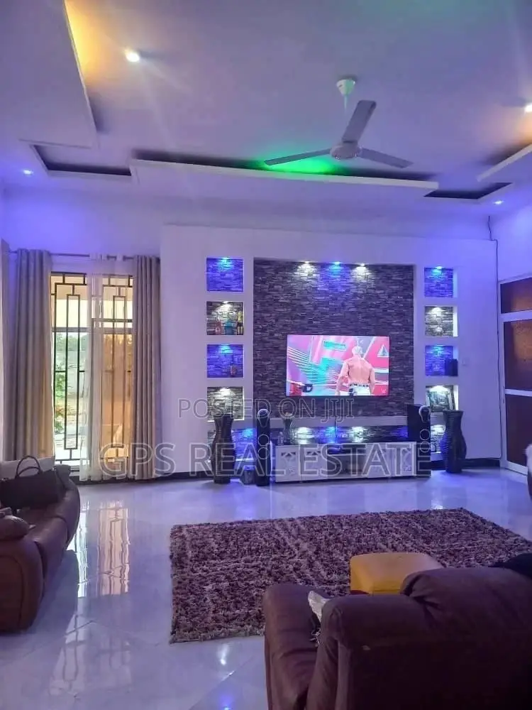 6bdrm House in Max Evarst, Kigamboni for Sale
