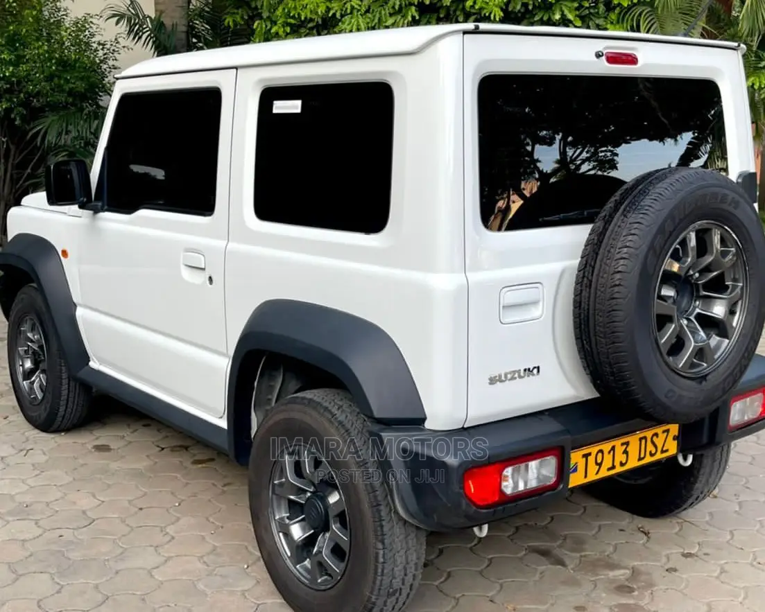 Suzuki Jimny 2019 White