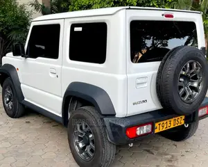 Suzuki Jimny 2019 White