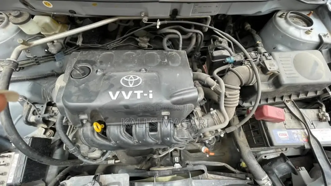 Toyota Allex 2004 Silver