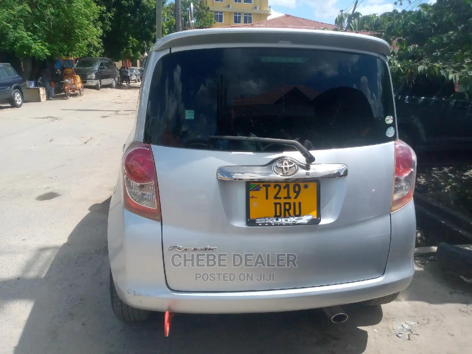 Toyota Ractis 2008 Silver