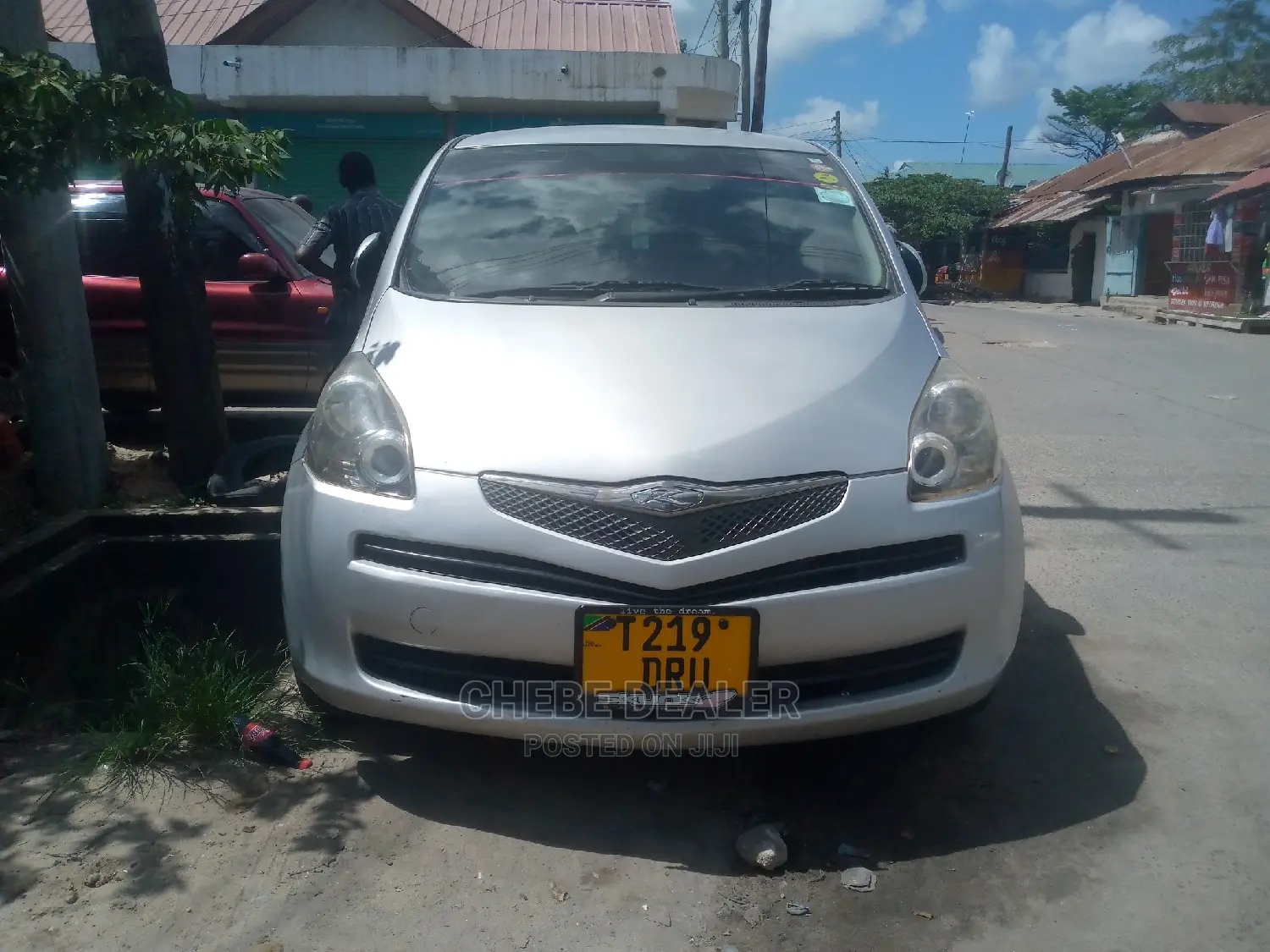 Toyota Ractis 2008 Silver