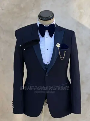Fashioned Men Suits