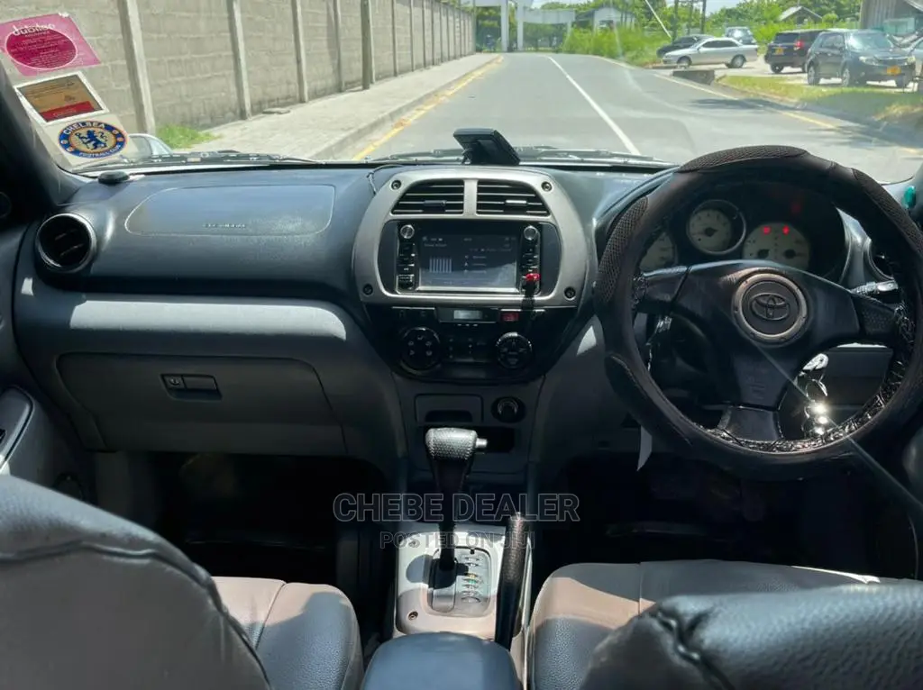 Toyota RAV4 1.8 2005 Silver