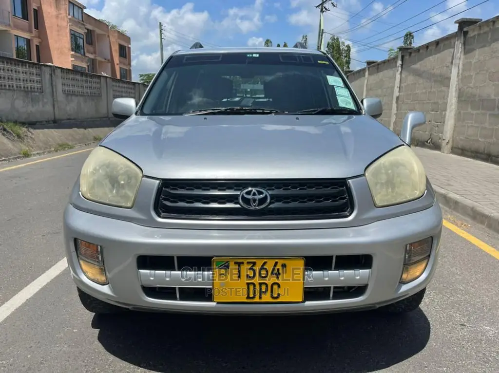 Toyota RAV4 1.8 2005 Silver