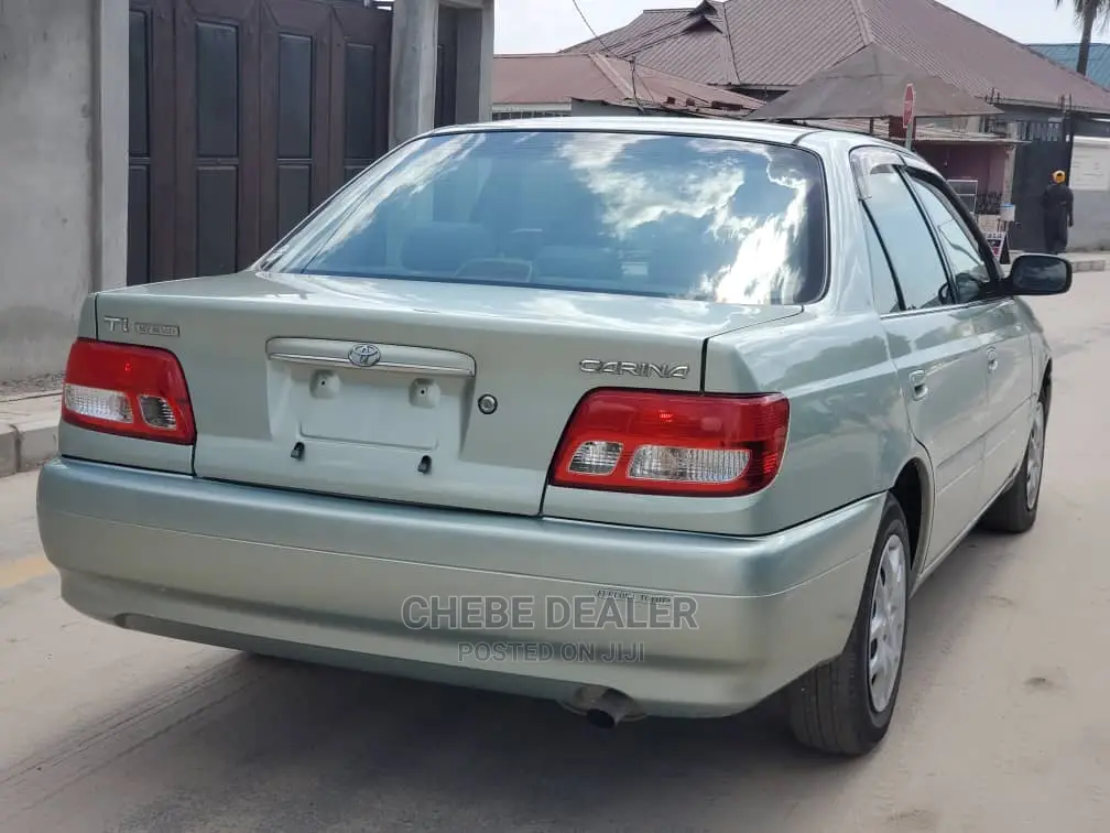 Toyota Carina 2001 Gray