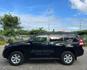Toyota Land Cruiser Prado 2016 Black