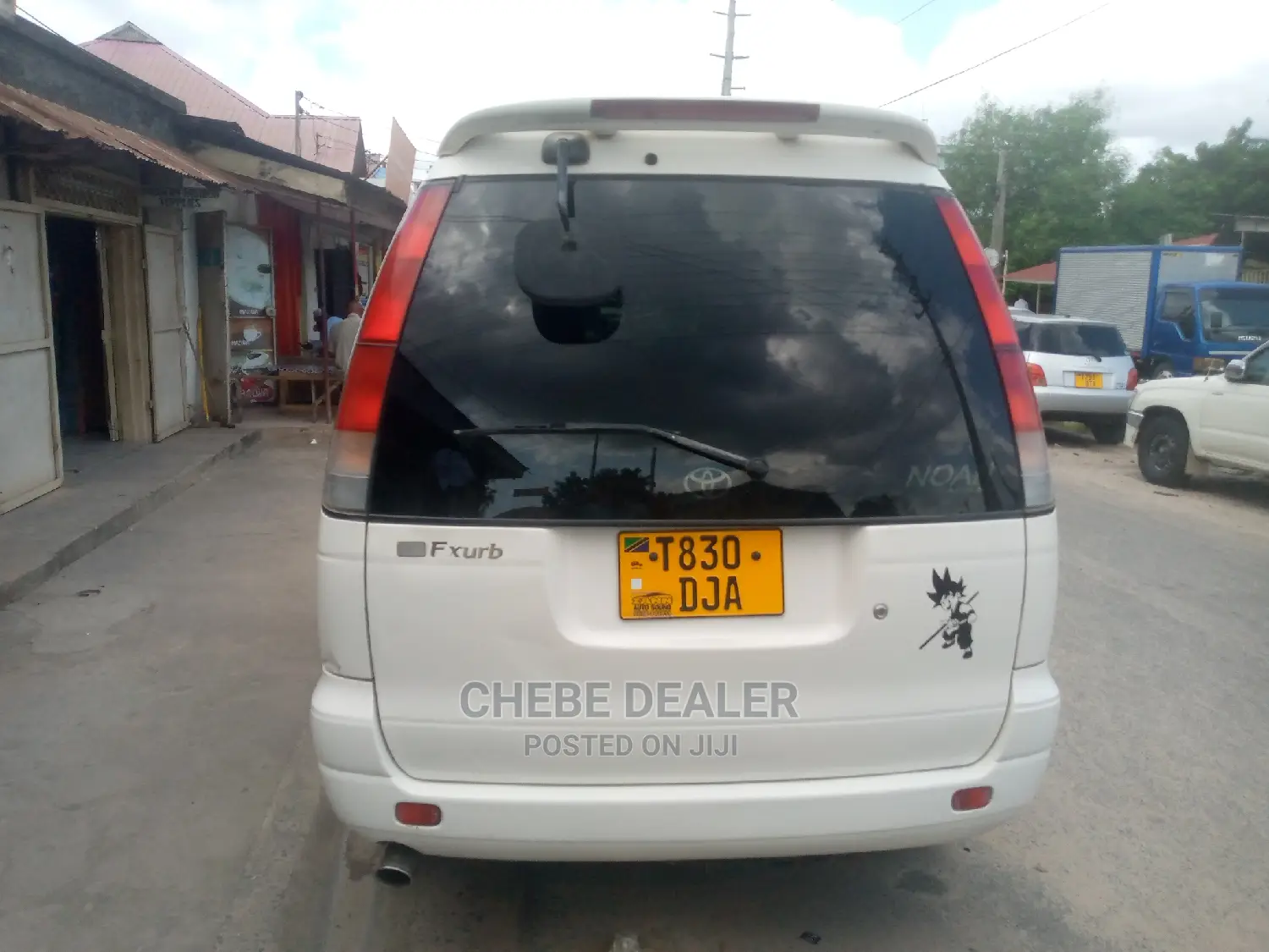 Toyota Noah 2.0 AWD (8 Seater) 2005 White