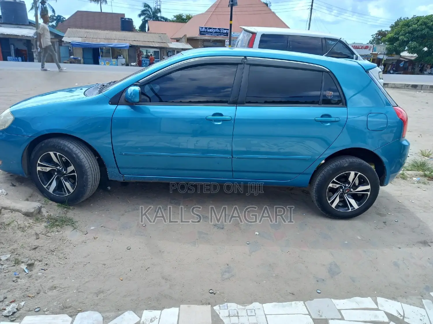 Toyota Corolla RunX 2004 Blue