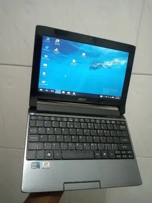 Laptop Acer Aspire 1 2GB Intel Atom HDD 256GB