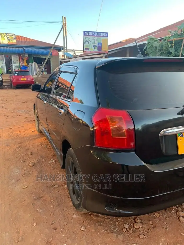 Toyota Corolla RunX 2004 Black