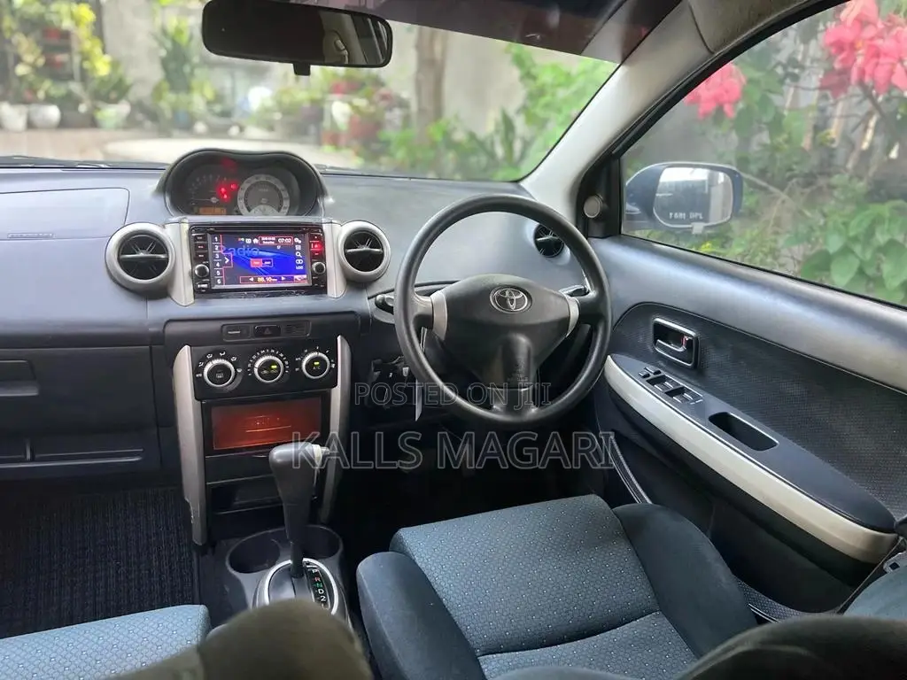 Nissan Dualis 2010 Gray